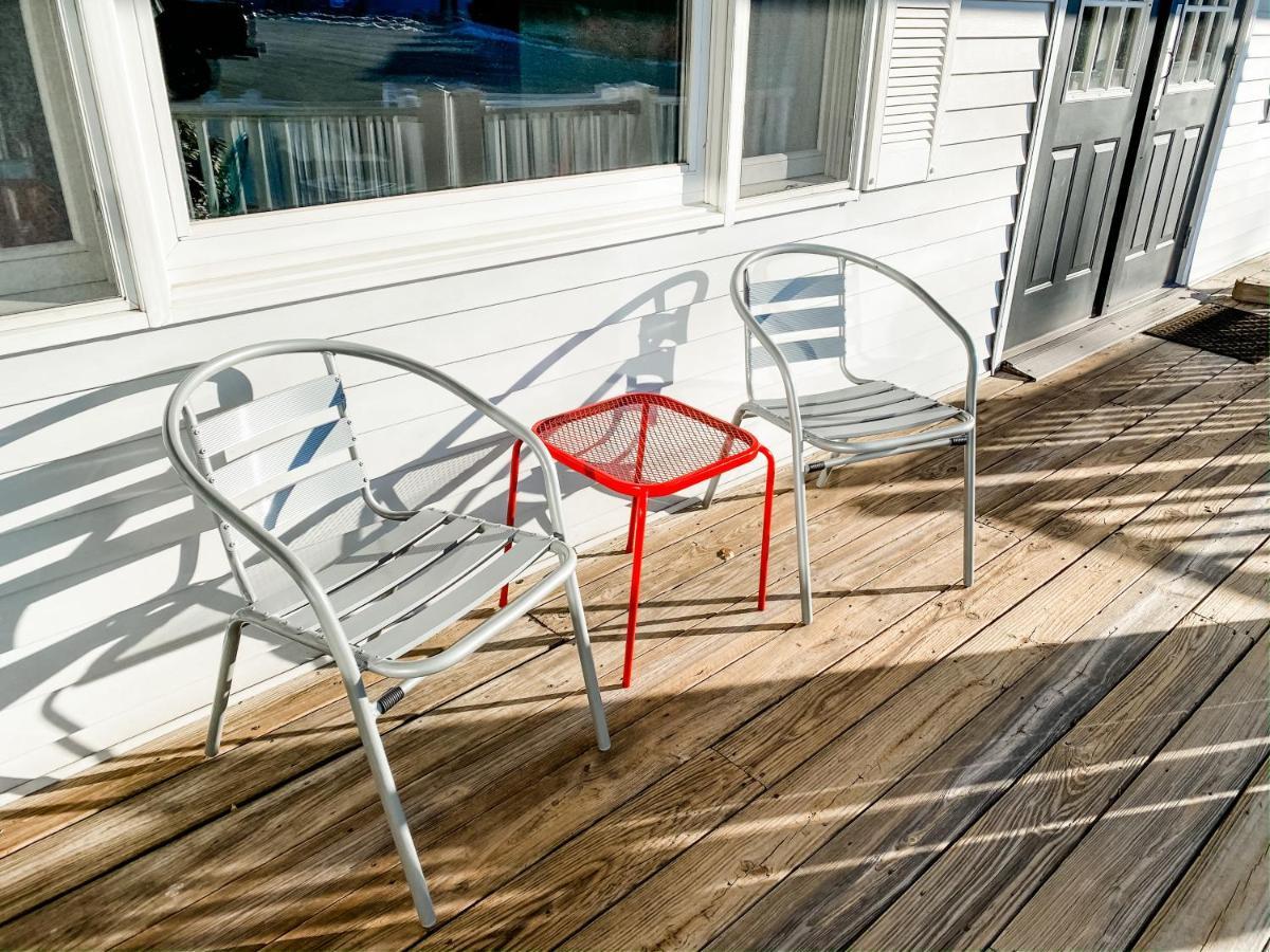 East Shore Lodging Hawley Екстер'єр фото