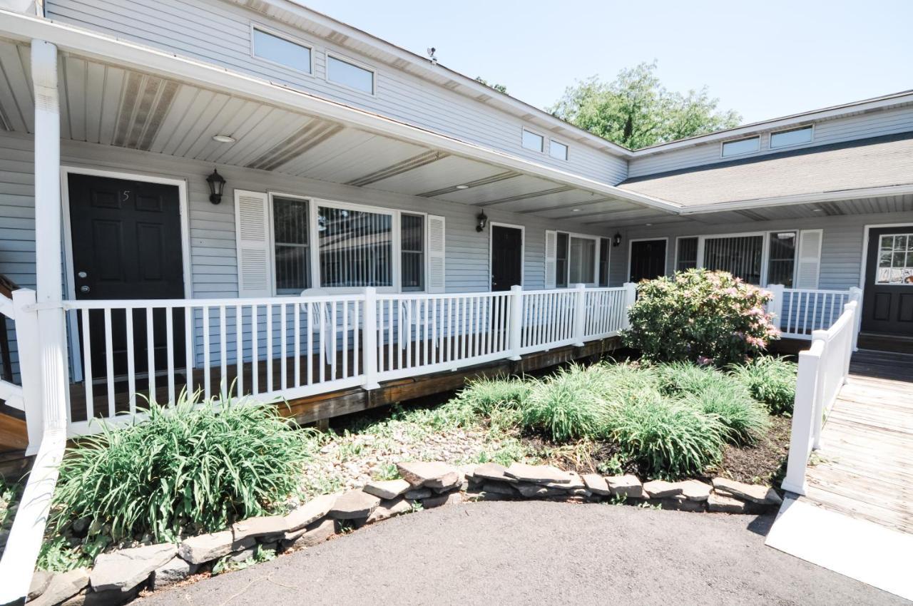 East Shore Lodging Hawley Екстер'єр фото