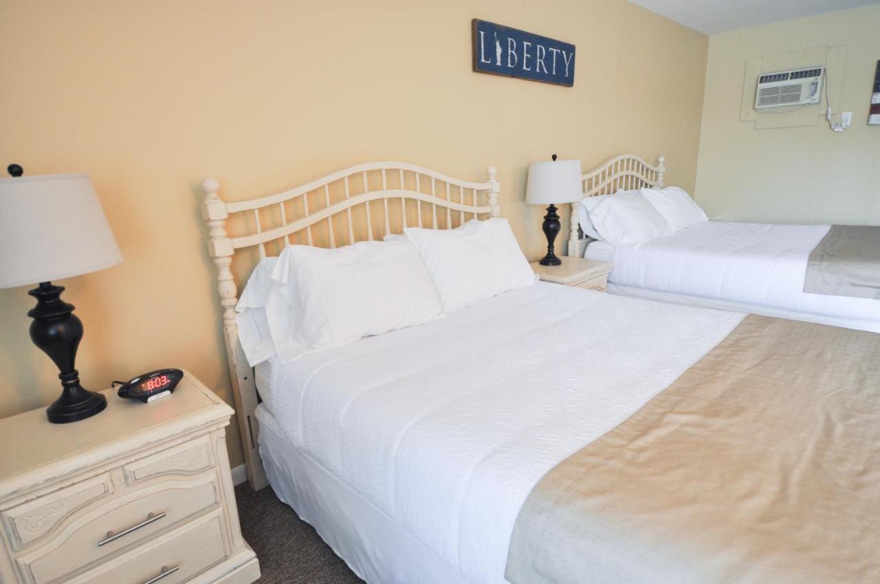 East Shore Lodging Hawley Екстер'єр фото