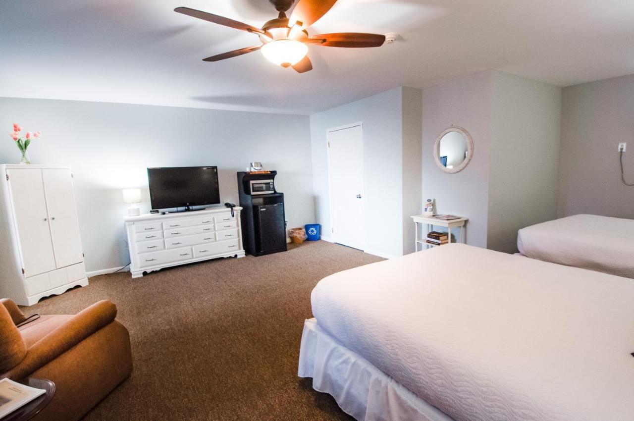 East Shore Lodging Hawley Екстер'єр фото