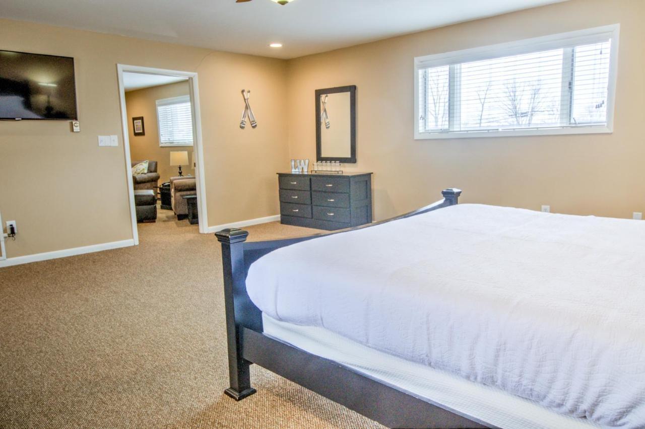 East Shore Lodging Hawley Екстер'єр фото